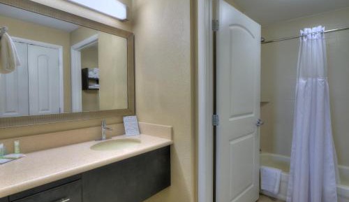 Queen Studio Suite with Two Queen Beds and Full Kitchen