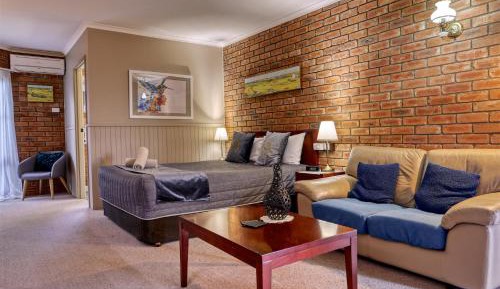 Executive Queen Room