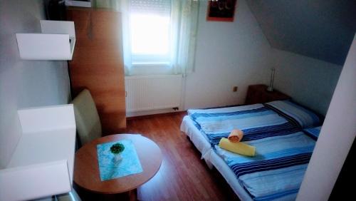 Twin Room with Bathroom