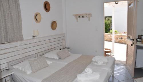 Standard Double or Twin Room with Garden View
