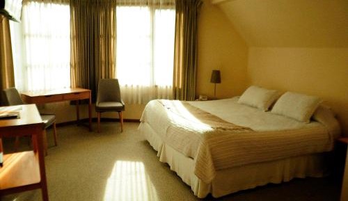 Studio with Spa Bath