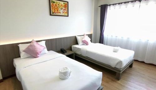 Standard Twin Room with Balcony