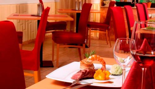 Twin Room with Private Bathroom