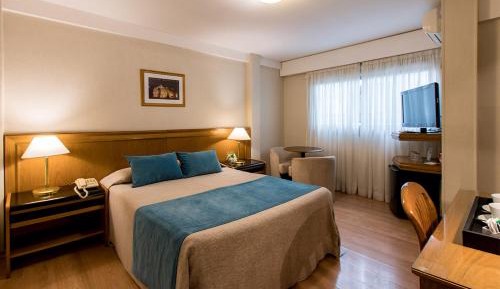 Executive Queen Room