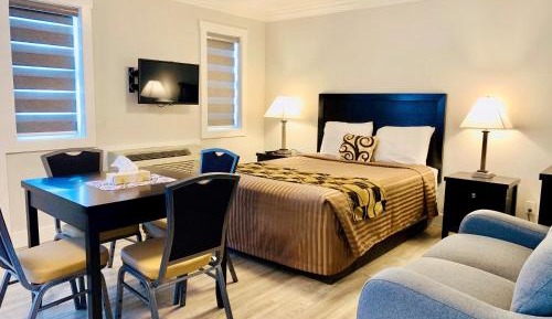 Deluxe Family Suite
