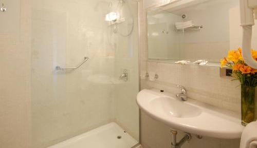 Double or Twin Room with City View