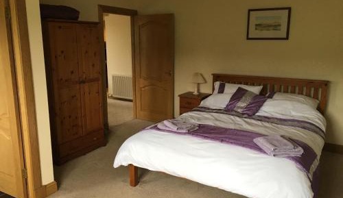 Quadruple Room with Private Bathroom