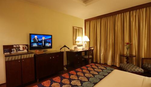 Fortune Club Room with 15% off on session of Spa , 15% off on F&B Services (soft beverages only and excluding IRD ) , 15% off on laundry services and Enjoy Happy Hours 1+1 Offer from 6 PM-8 PM.