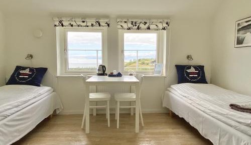 Double Room with Shared Bathroom