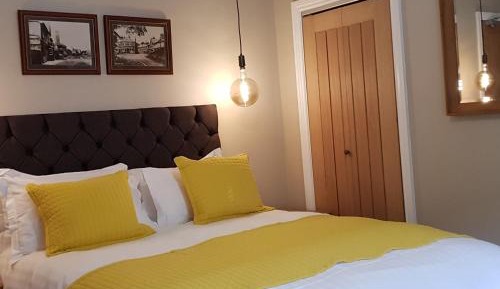 Deluxe Double Room with Shower