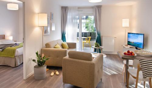 One-Bedroom Apartment