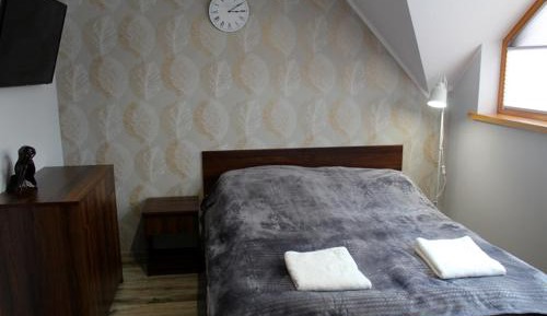 Double or Twin Room with Private Bathroom