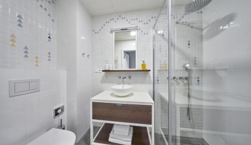  Apartment with 2 Bedrooms and Hot Tub
