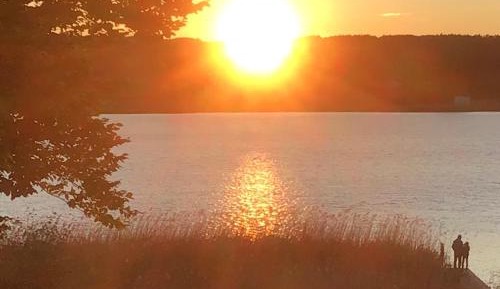 Apartment with Lake View