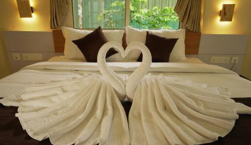 Double Room with Pool View