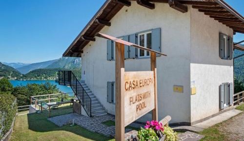 One-Bedroom Holiday Home