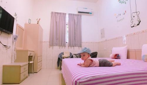 Double or Twin Room with Private Bathroom