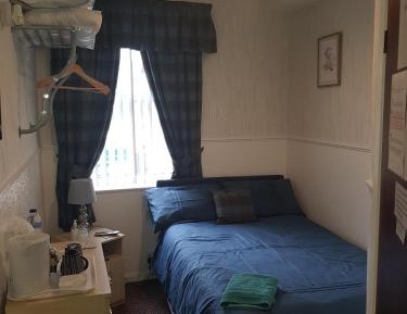 Standard Single Room with Shower