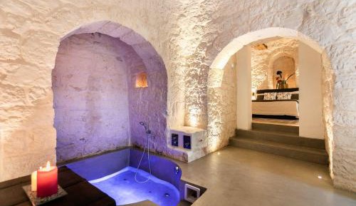 Trullo Deluxe with Spa Bath