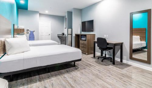 2 Queen Beds Accessible Non Smoking