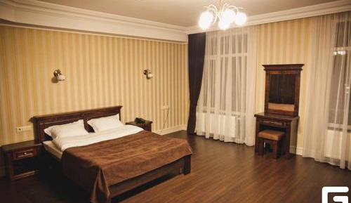 Junior Suite with Balcony