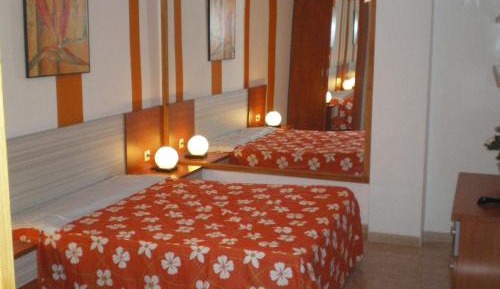 Queen Room (No Window)