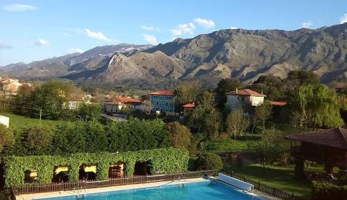 Triple Room with Pool View