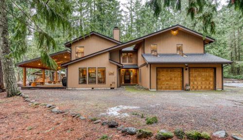 Four bedroom holiday home 