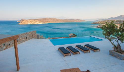 Villa - Beach Front