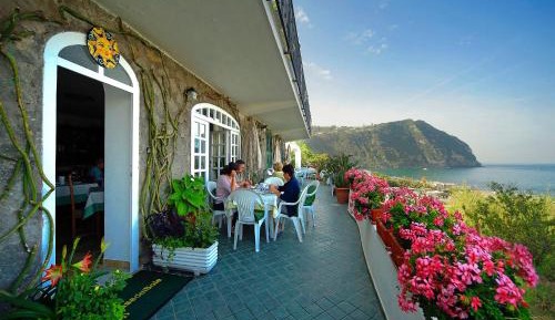 Studio with Sea View (2 Adults)