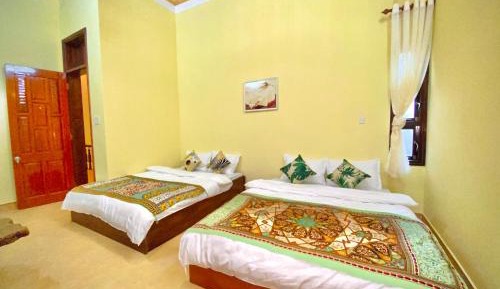 Quadruple Room with Private Bathroom