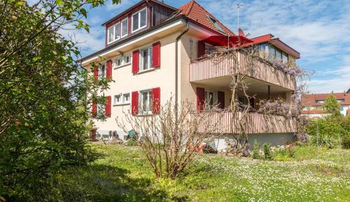 Superior One-Bedroom Apartment with Balcony