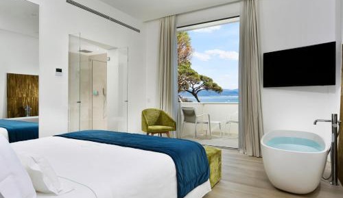 Executive Suite with Sea View