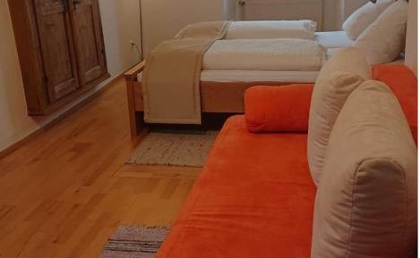 Twin Room with Bath
