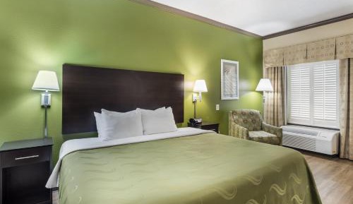 Executive King Room - Non-Smoking