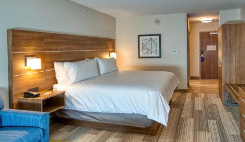 Standard King Room with Walk-In Shower