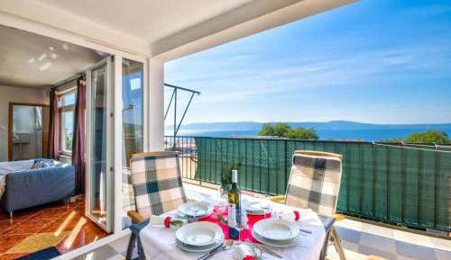 Apartment with Sea View