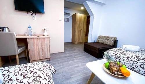 Triple Room with Private Bathroom