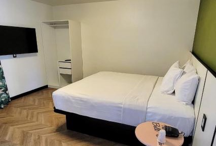 King Room - Disability Access