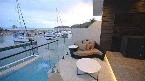 Seven-Bedroom House
