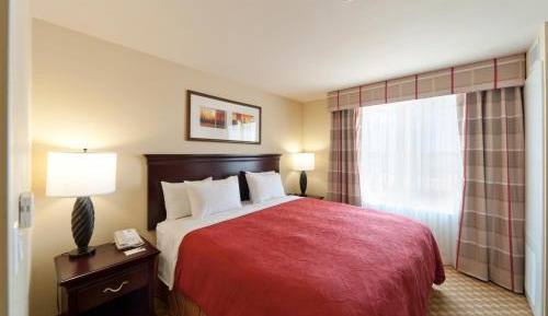 One-Bedroom King Suite