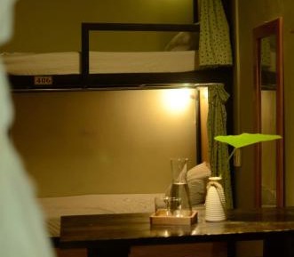 6-Bed Mixed Dormitory Room
