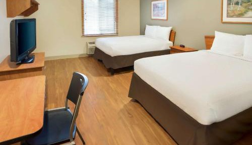 Double Room with Two Double Beds - Smoking