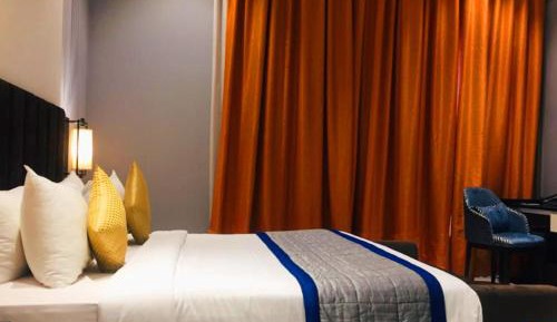 Suite with Garden View