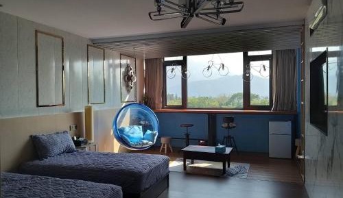 Twin Room with Mountain View