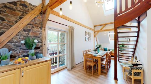 Three-Bedroom Apartment - Maisonette