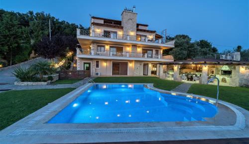Villa with Private Pool