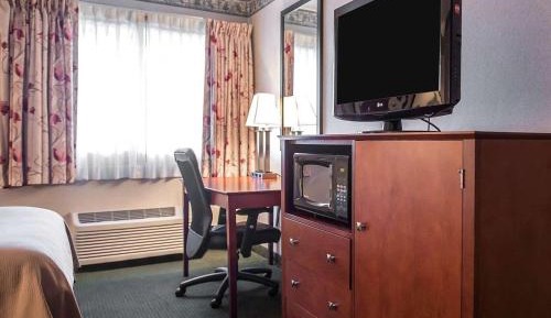 Double Room with Two Double Beds - Non-Smoking