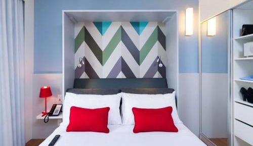 Standard Double Room with Retractable Bed