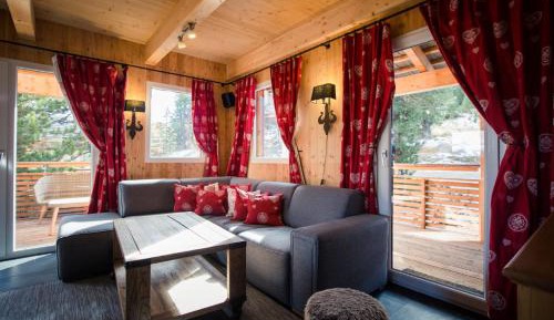 Holiday Home for up to 8 people